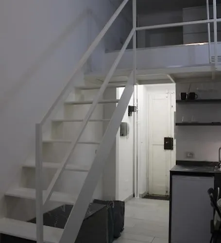 Piccolo Loft A Due Passi Dal Castello Appartamento